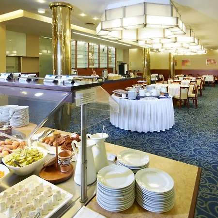 Orea Congress Hotel 4*